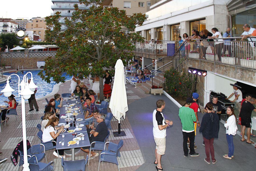 Hotel Esplai Calella Exterior foto